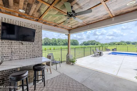 5626 S Robertson Gin Rd, Hernando, MS 38632 photo 17