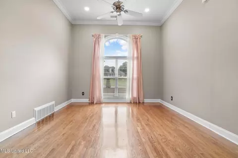 8316 Saddlebrook Trl, Olive Branch, MS 38654 photo 13