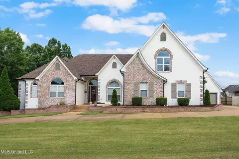 8316 Saddlebrook Trl, Olive Branch, MS 38654