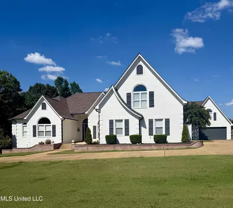 8316 Saddlebrook Trl, Olive Branch, MS 38654