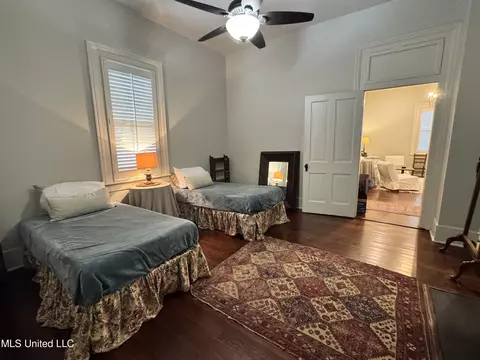807 Washington St, Natchez, MS 39120 photo 22