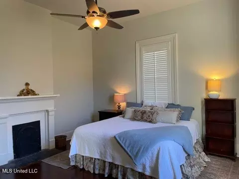 807 Washington St, Natchez, MS 39120 photo 6