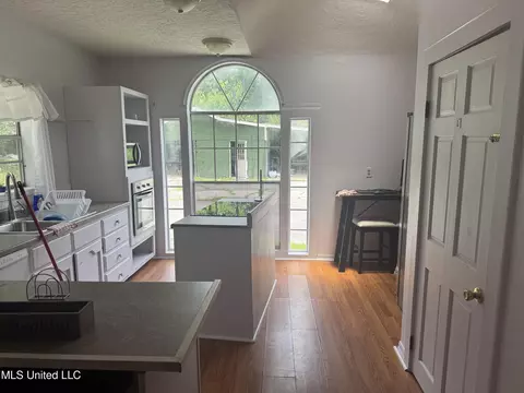 4700 Second St, Moss Point, MS 39563 photo 3