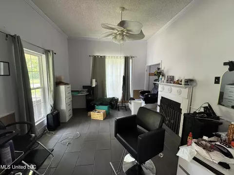 4700 Second St, Moss Point, MS 39563 photo 4