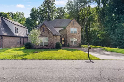 Exterior - 4703 Bonne Terre Dr, Nesbit, MS 38651 photo 3 of 9