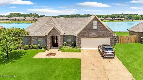 132 Lakeway Dr, Madison, MS 39110