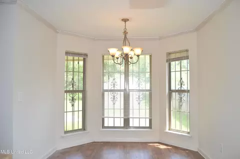 Dining - 136 Dakota St, Byram, MS 39272 photo 1 of 1