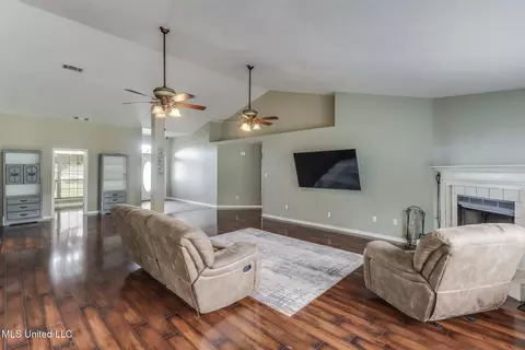 15076 E Shadow Creek Dr, Biloxi, MS 39532 photo 6