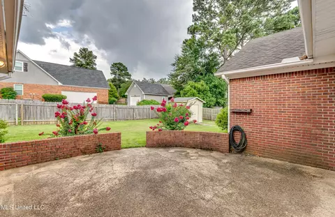 222 Cherry Dr, Brandon, MS 39042 photo 9