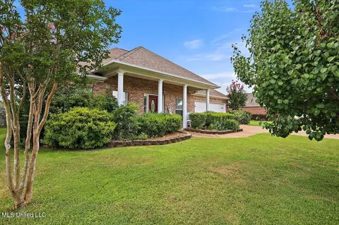 Exterior - 238 John Martin Dr, Brandon, MS 39047 photo 2 of 8