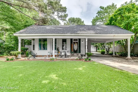 1110 Jackson Ave, Yazoo City, MS 39194