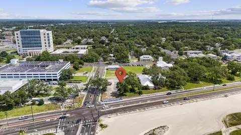 1940 E Beach Blvd, Gulfport, MS 39501