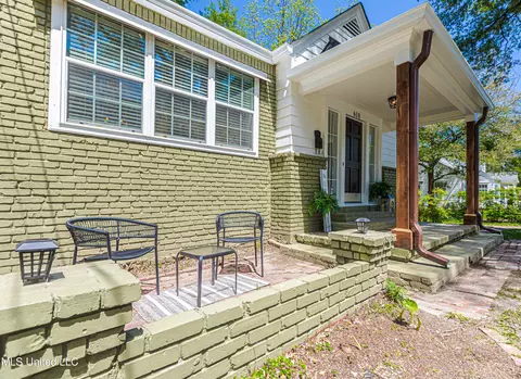 Exterior - 618 Eagle Ave, Jackson, MS 39206 photo 5 of 9