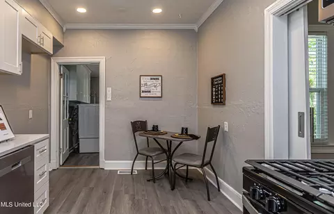 Dining - 618 Eagle Ave, Jackson, MS 39206 photo 2 of 3