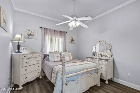 Bedroom - 1979 Short Rd, Raymond, MS 39154 photo 4 of 7