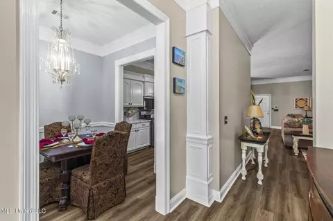 Entry Way - 1979 Short Rd, Raymond, MS 39154 photo 2 of 3