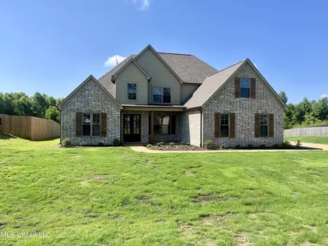 Exterior - 4789 Bakers Trl E, Nesbit, MS 38651 photo 2 of 4