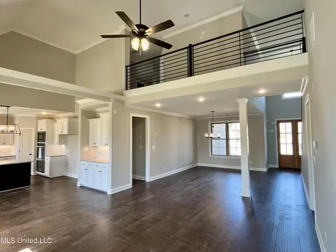 Living - 4789 Bakers Trl E, Nesbit, MS 38651 photo 1 of 2