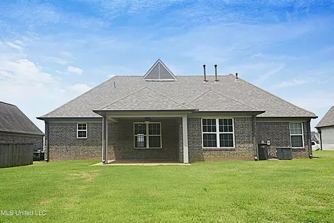 Exterior - 3332 Magnolia Bloom Dr, Hernando, MS 38632 photo 4 of 5