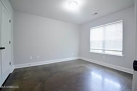 Bedroom - 3332 Magnolia Bloom Dr, Hernando, MS 38632 photo 4 of 5