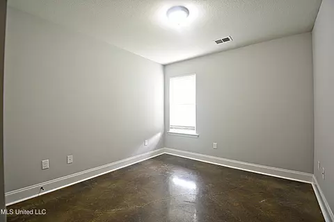 Bedroom - 3332 Magnolia Bloom Dr, Hernando, MS 38632 photo 3 of 5