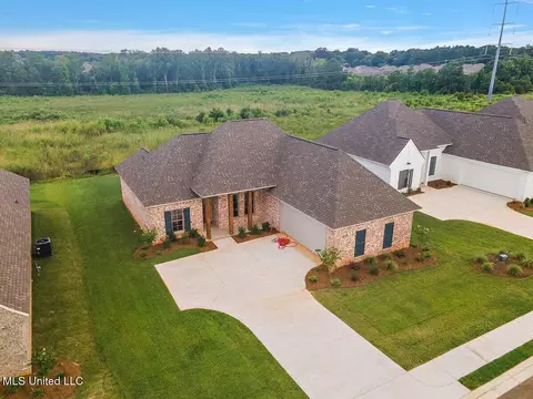 212 Azure Dr, Canton, MS 39046 photo 10