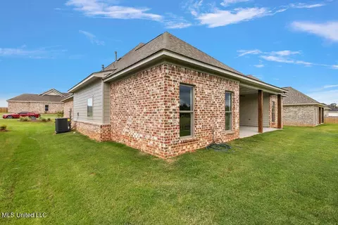 212 Azure Dr, Canton, MS 39046 photo 14