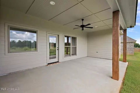 212 Azure Dr, Canton, MS 39046 photo 16
