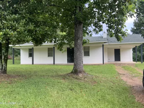 45 Lunati Rd, Holly Springs, MS 38635