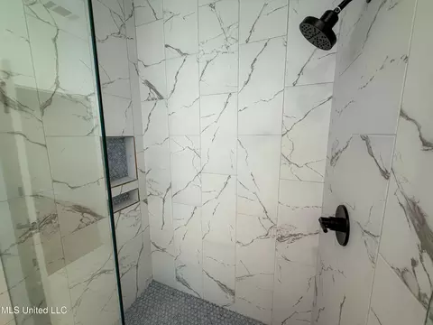 5350 Poplar Corner Rd, Walls, MS 38680 photo 11