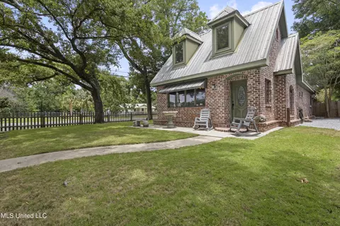1426 33rd Ave, Gulfport, MS 39501