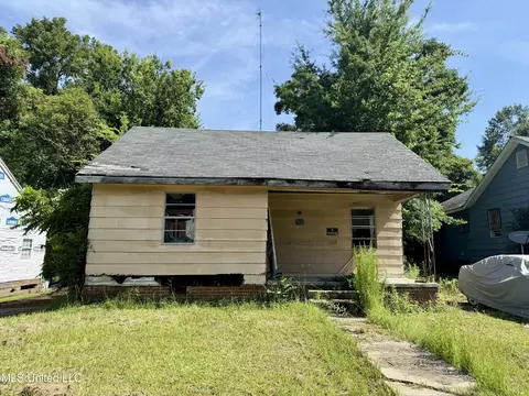 328 Idlewild St, Jackson, MS 39203 photo 1