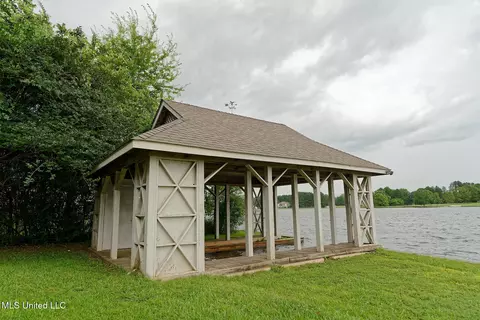 Exterior - 148 Bridgewater Dr, Madison, MS 39110 photo 6 of 6