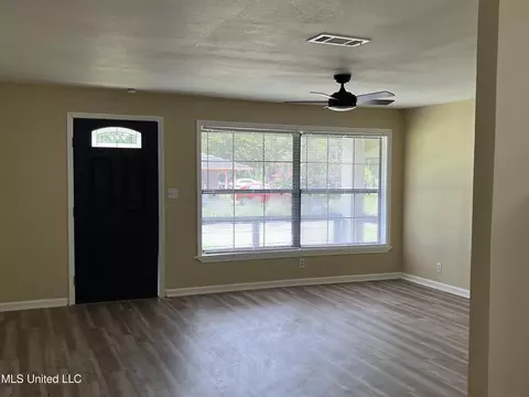 7701 Harold Ave, Moss Point, MS 39563 photo 7