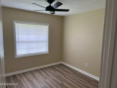 7701 Harold Ave, Moss Point, MS 39563 photo 23