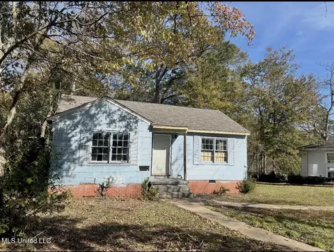 1018 Combs St, Jackson, MS 39204