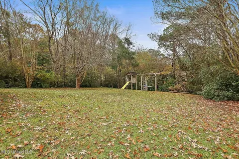 Exterior - 4630 W Cheryl Dr, Jackson, MS 39211 photo 10 of 14