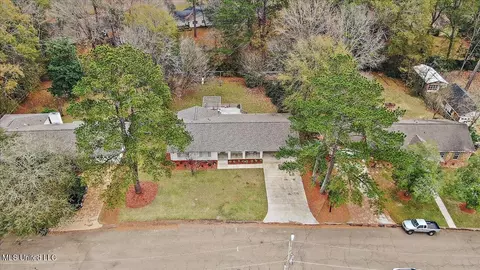 View/Area - 4630 W Cheryl Dr, Jackson, MS 39211 photo 1 of 4