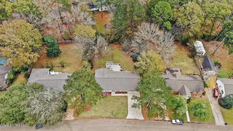 View/Area - 4630 W Cheryl Dr, Jackson, MS 39211 photo 2 of 4