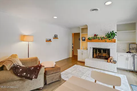 Other - 4630 W Cheryl Dr, Jackson, MS 39211 photo 9 of 18