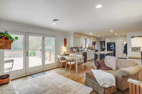 Other - 4630 W Cheryl Dr, Jackson, MS 39211 photo 10 of 18