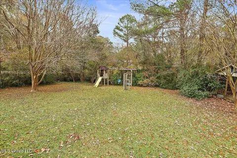 Exterior - 4630 W Cheryl Dr, Jackson, MS 39211 photo 9 of 14
