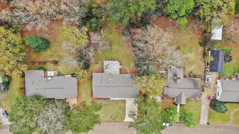 View/Area - 4630 W Cheryl Dr, Jackson, MS 39211 photo 3 of 4