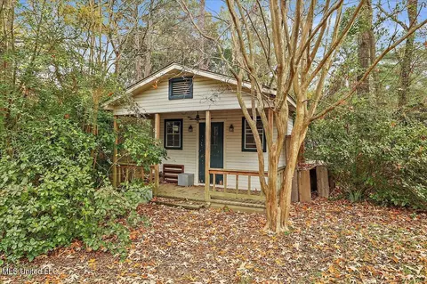 Exterior - 4630 W Cheryl Dr, Jackson, MS 39211 photo 12 of 14