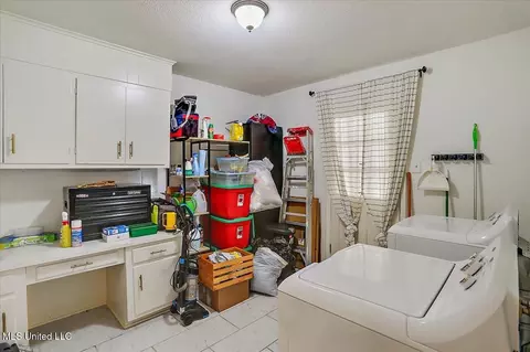 Other - 4630 W Cheryl Dr, Jackson, MS 39211 photo 4 of 18