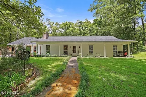 162 S Eagle Ridge Dr, Florence, MS 39073