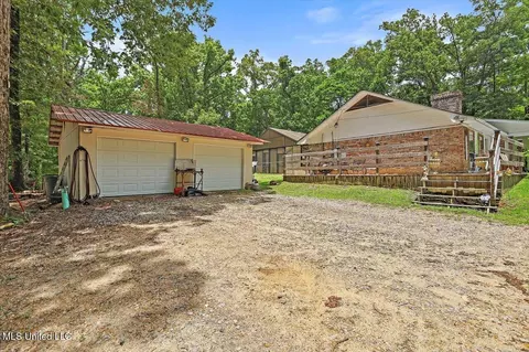 162 S Eagle Ridge Dr, Florence, MS 39073 photo 37
