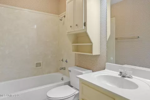 124 Azalea Cir, Madison, MS 39110 photo 13