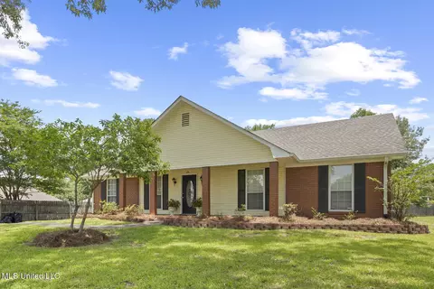 124 Azalea Cir, Madison, MS 39110