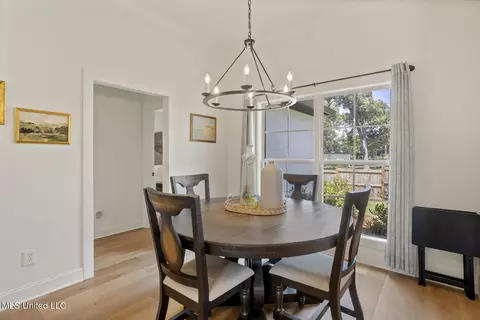 Dining - 115 Hampton Ln, Madison, MS 39110 photo 1 of 1